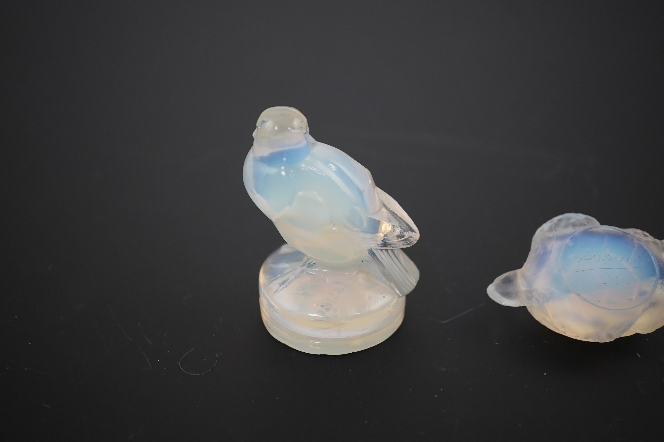 An R. Lalique opalescent glass bird paperweight and a Sabino turtle, Lalique bird high 7cm. Condition - Lalique tail slightly chipped